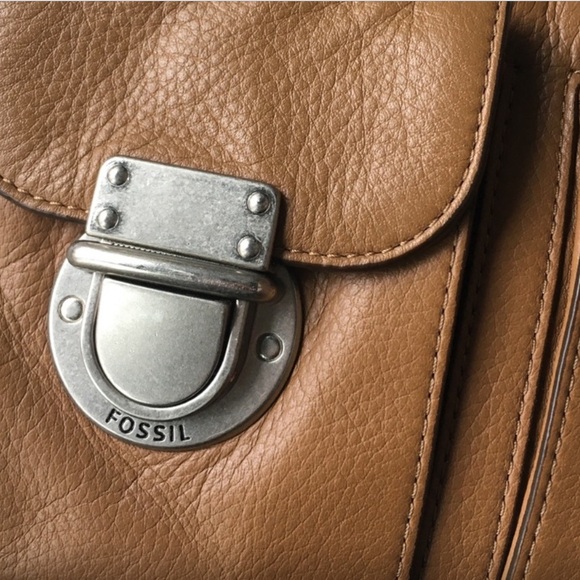 Fossil Riley Carmel Brown Leather Double Buckle Crossbody Bag - Picture 3 of 6